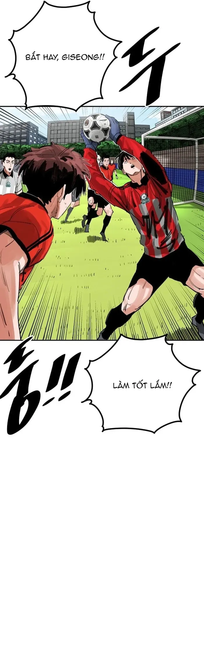 Sân Cỏ Chiến Kí Chap 197 - Next Chap 196