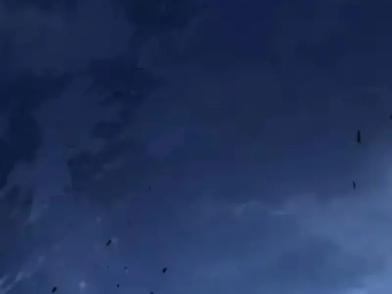 menh-luan-chi-chu-khi-di-bien-giang-lam-nhan-gian-148